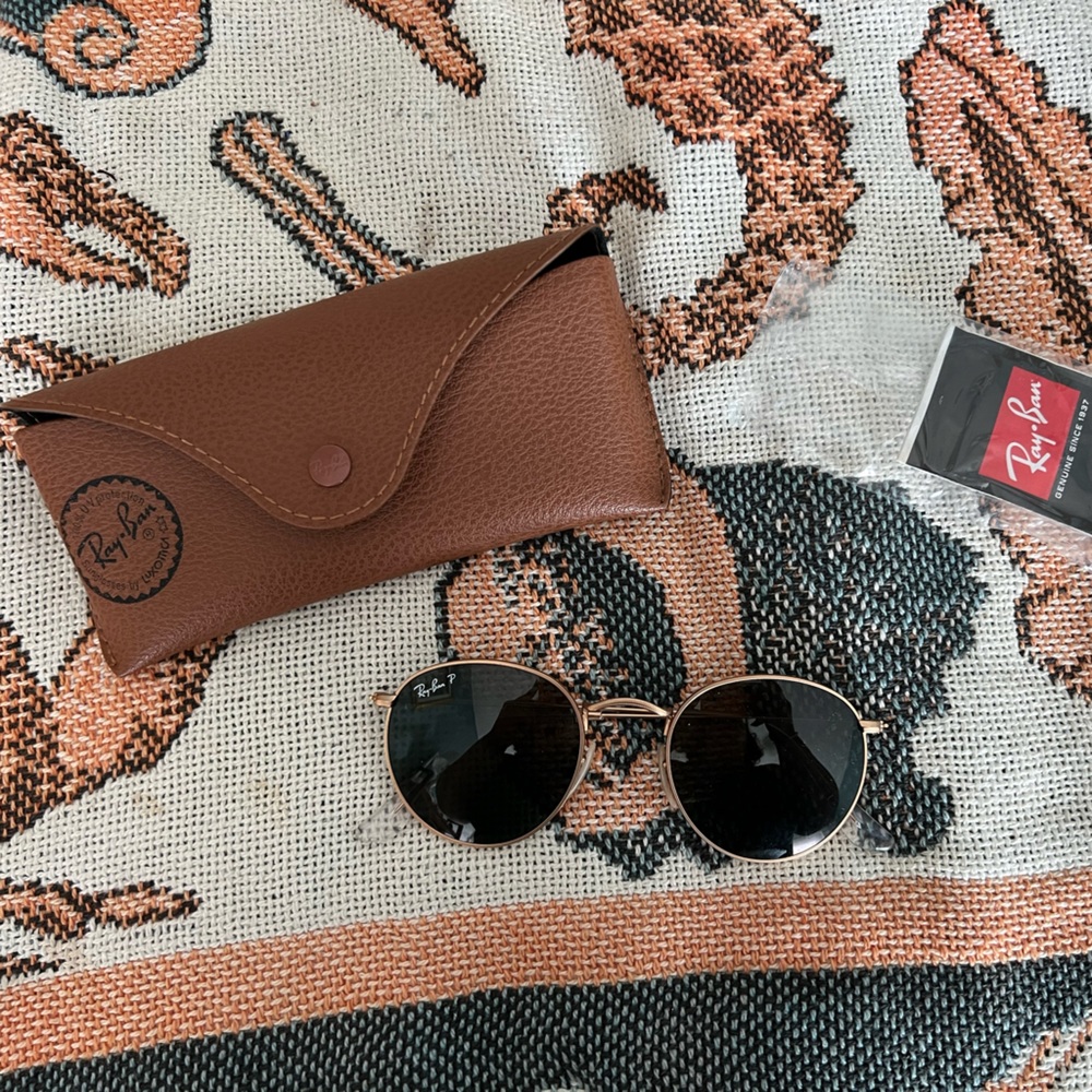 Ray Ban Polarized Round Gold Frame Sunglasses